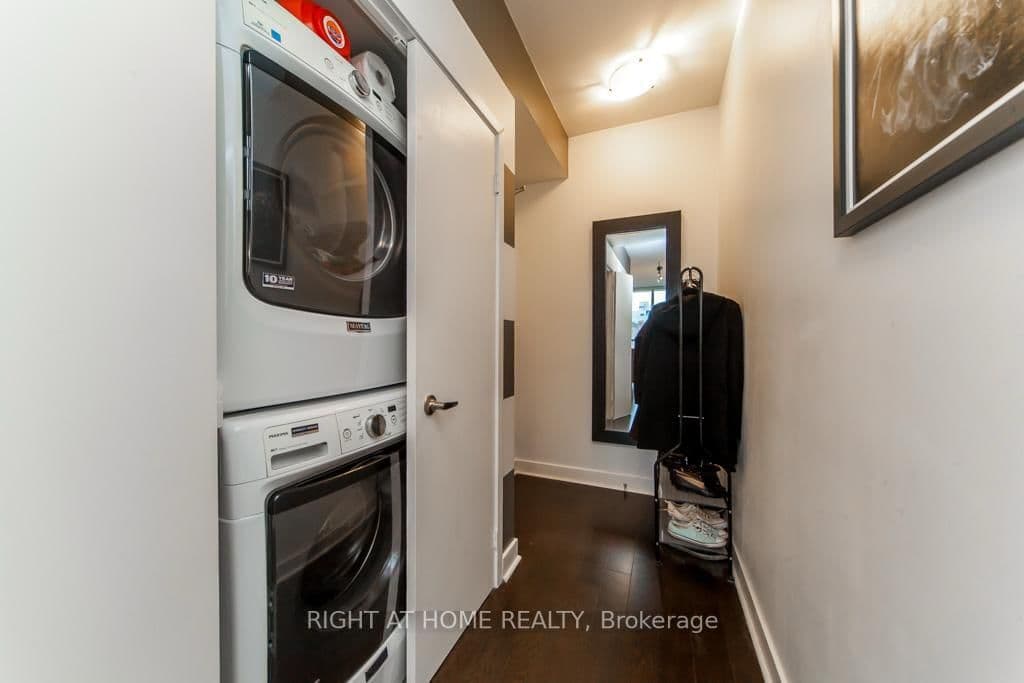 320 Richmond Street E, Unit 616 thumbnail 3