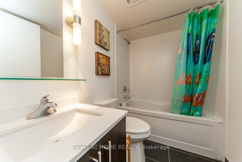 320 Richmond Street E, Unit 616 thumbnail 4