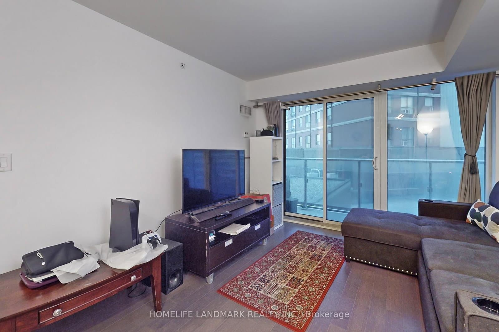 58 Orchard View Boulevard, Unit 505 thumbnail 9