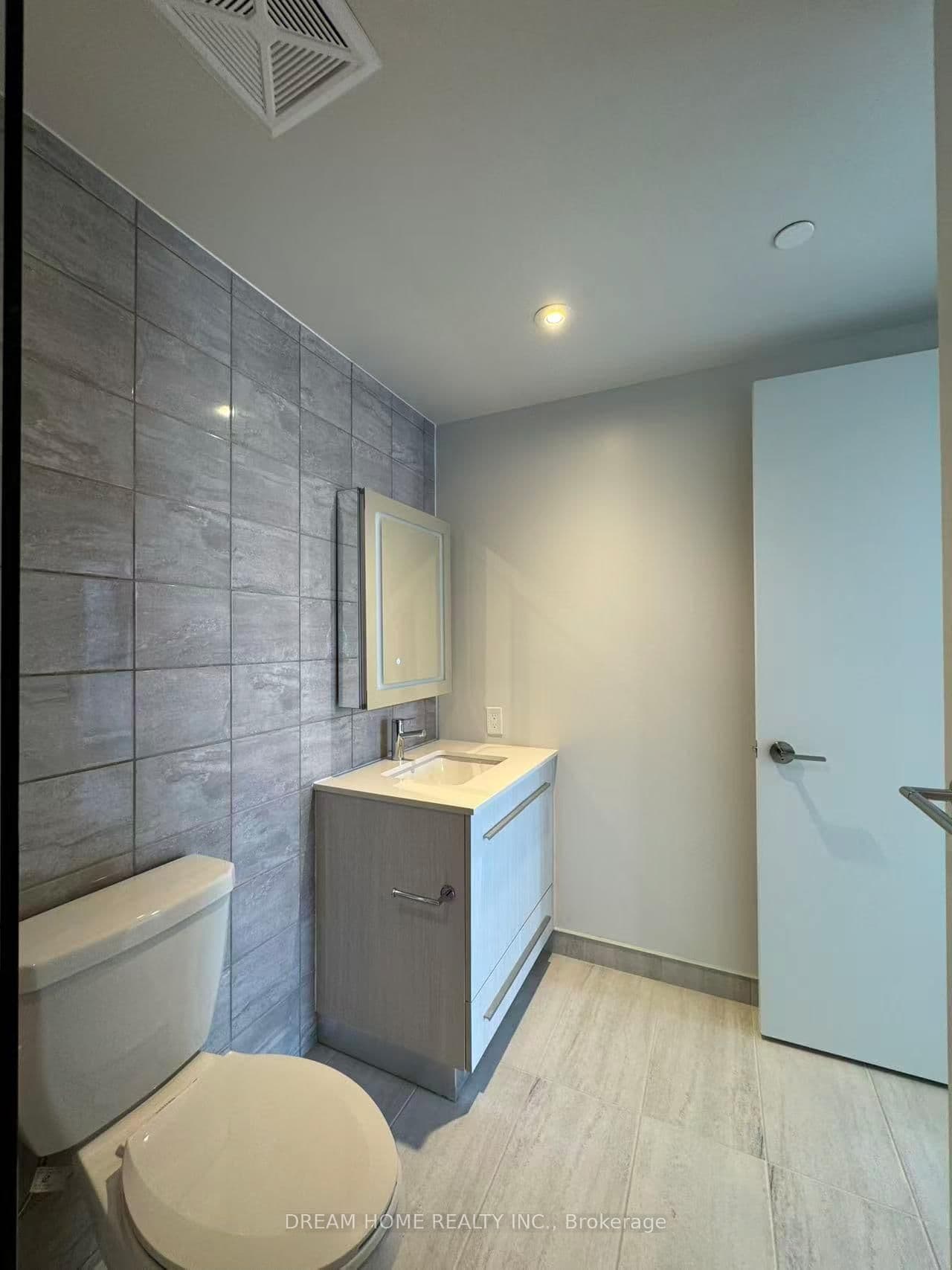 8 Cumberland Street, Unit 2002 thumbnail 13