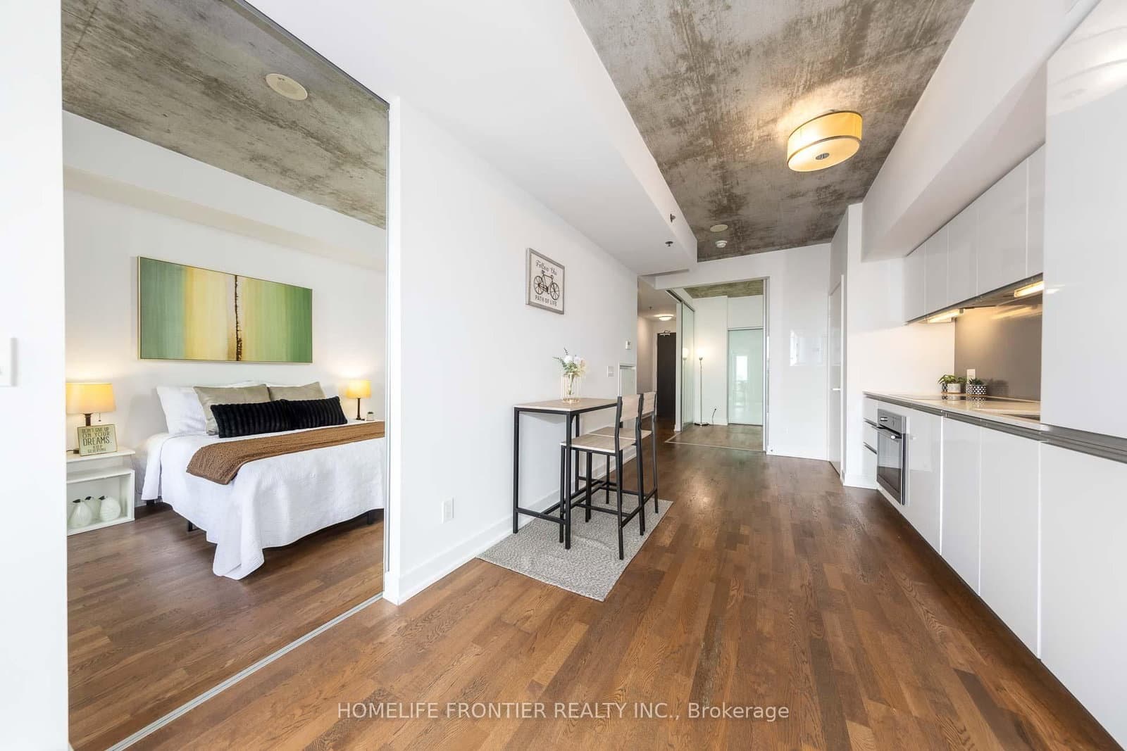 20 Minowan Miikan Lane, Unit 717 thumbnail 9