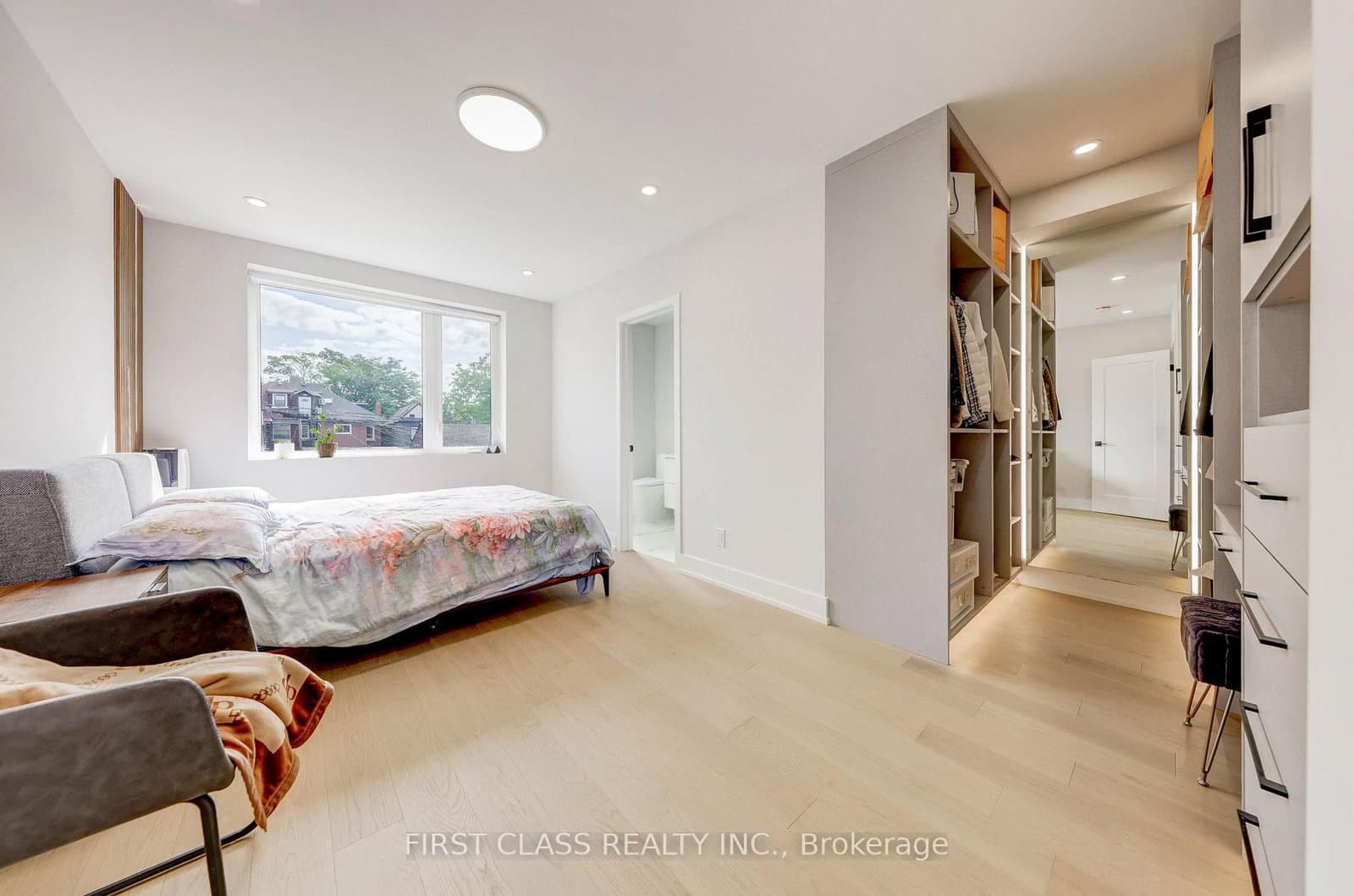 431 Roxton Road thumbnail 13