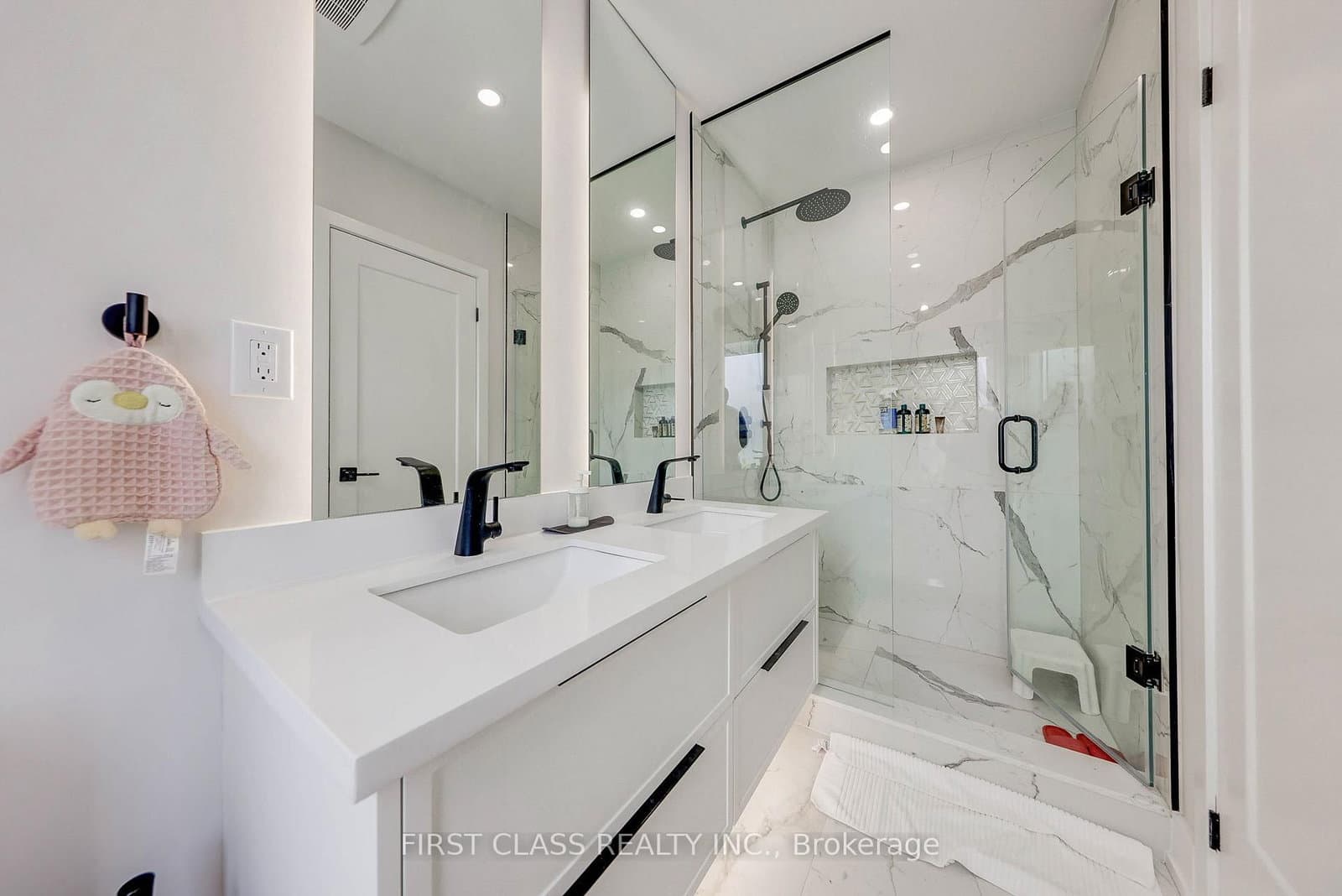 431 Roxton Road thumbnail 15