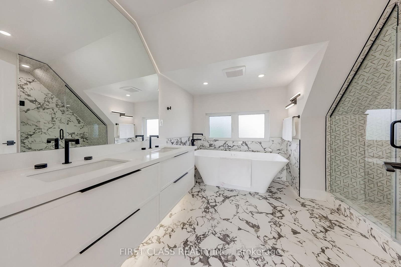 431 Roxton Road thumbnail 23