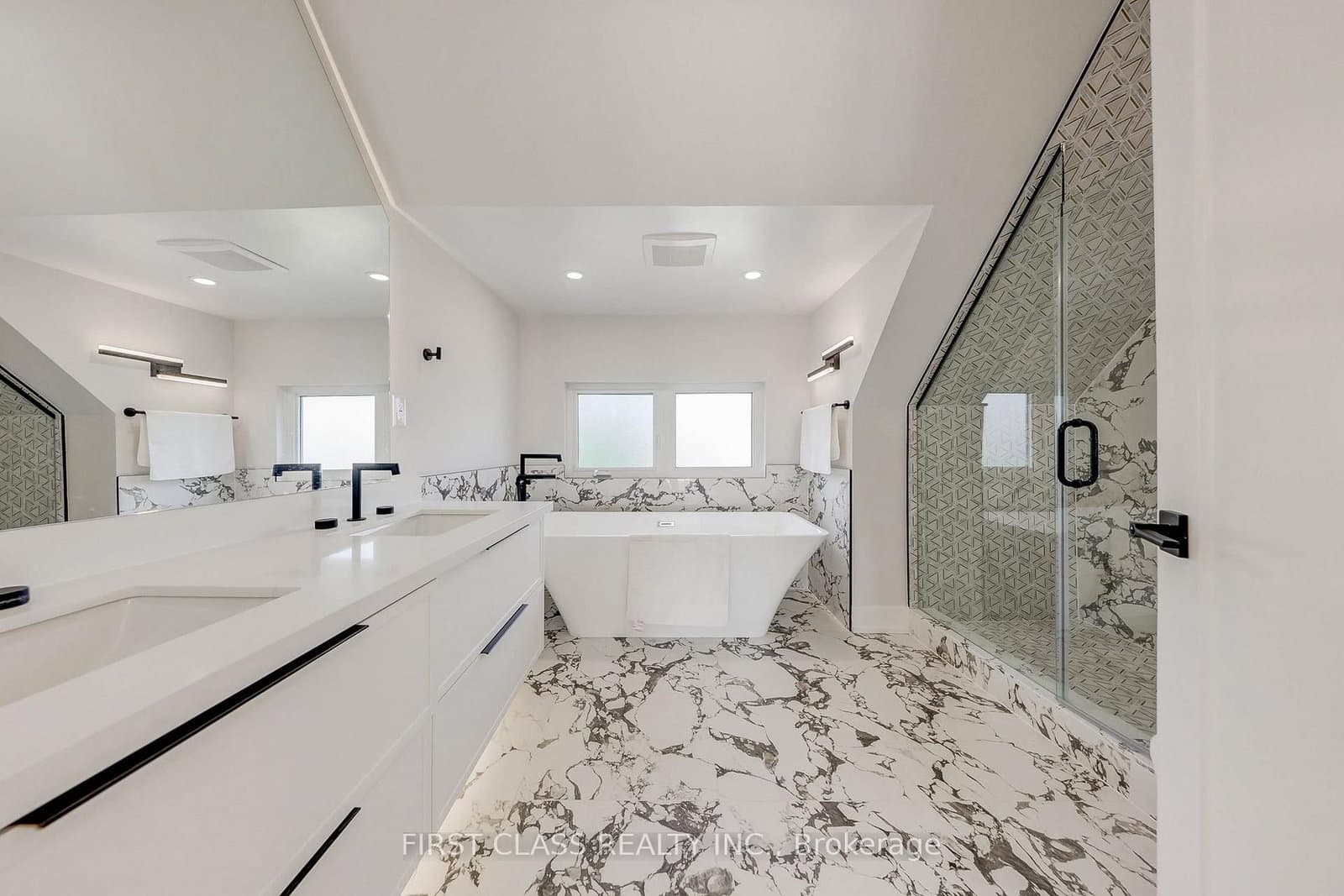 431 Roxton Road thumbnail 24