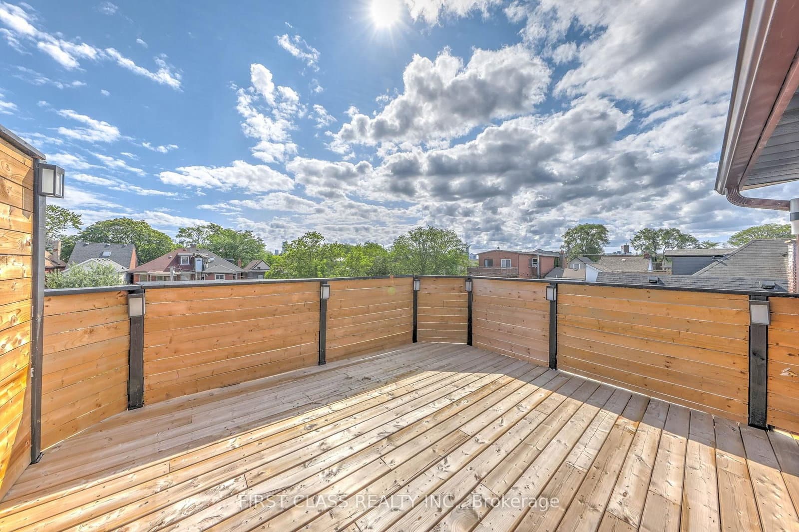 431 Roxton Road thumbnail 26