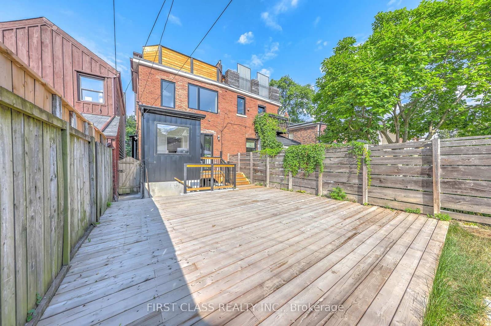 431 Roxton Road thumbnail 38