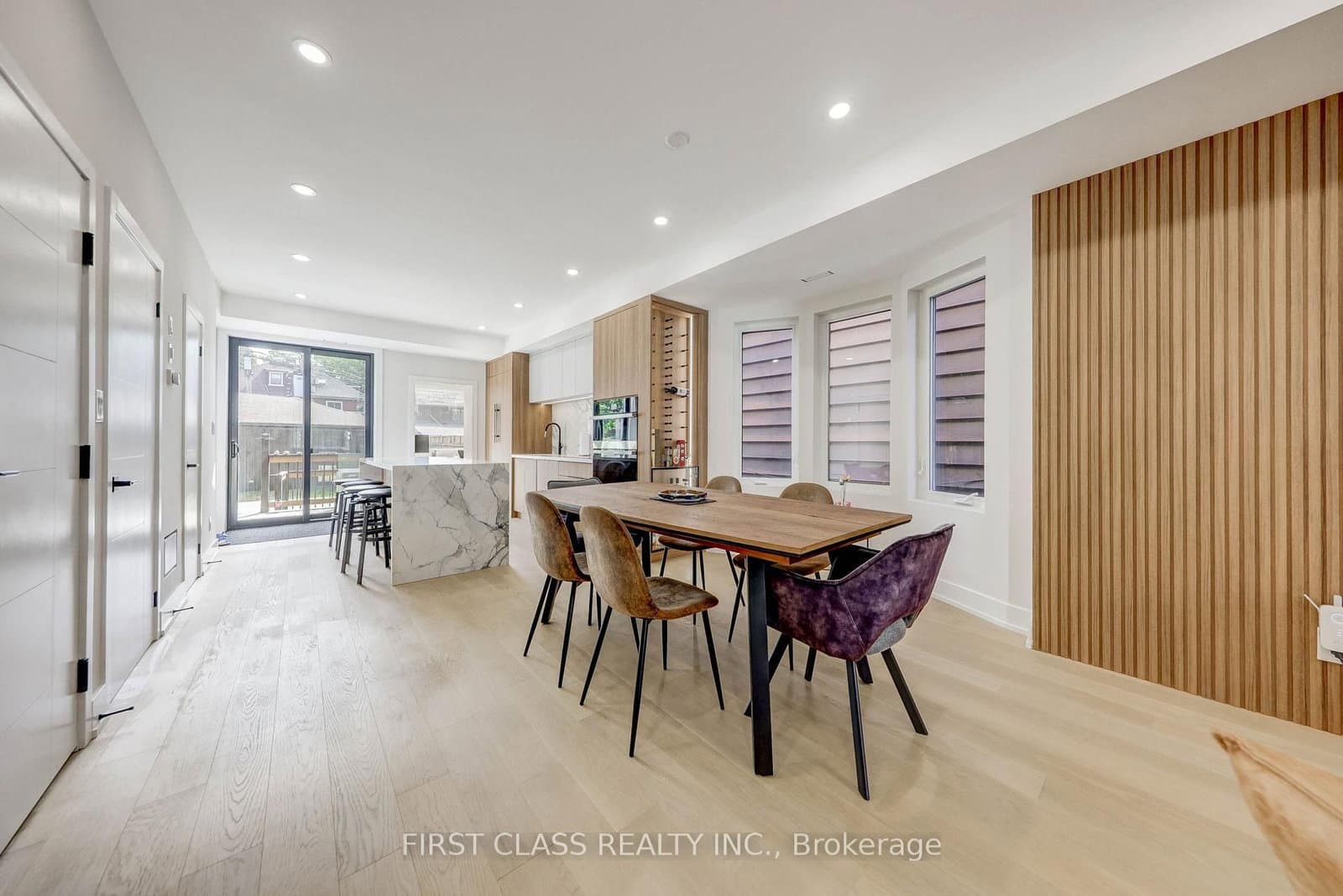 431 Roxton Road thumbnail 5
