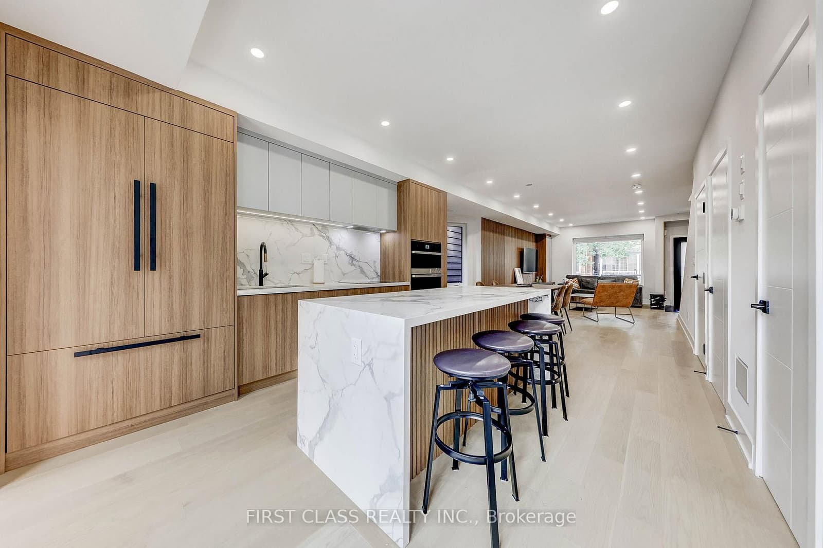 431 Roxton Road thumbnail 7