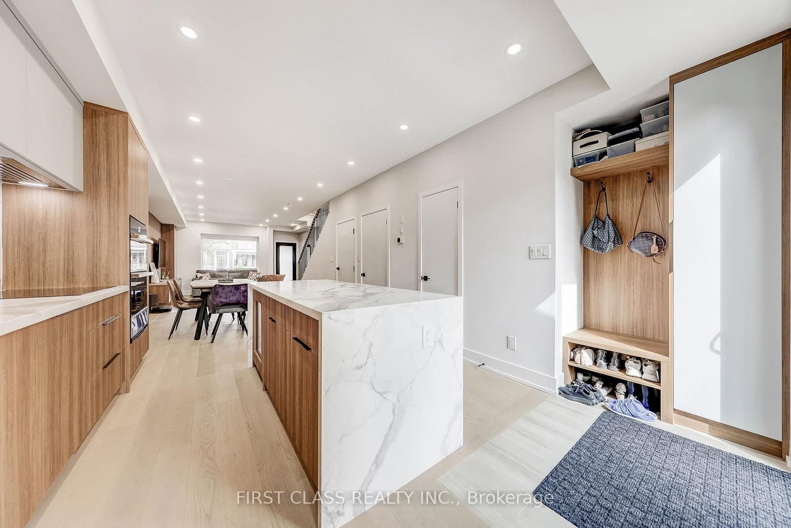 431 Roxton Road thumbnail 8