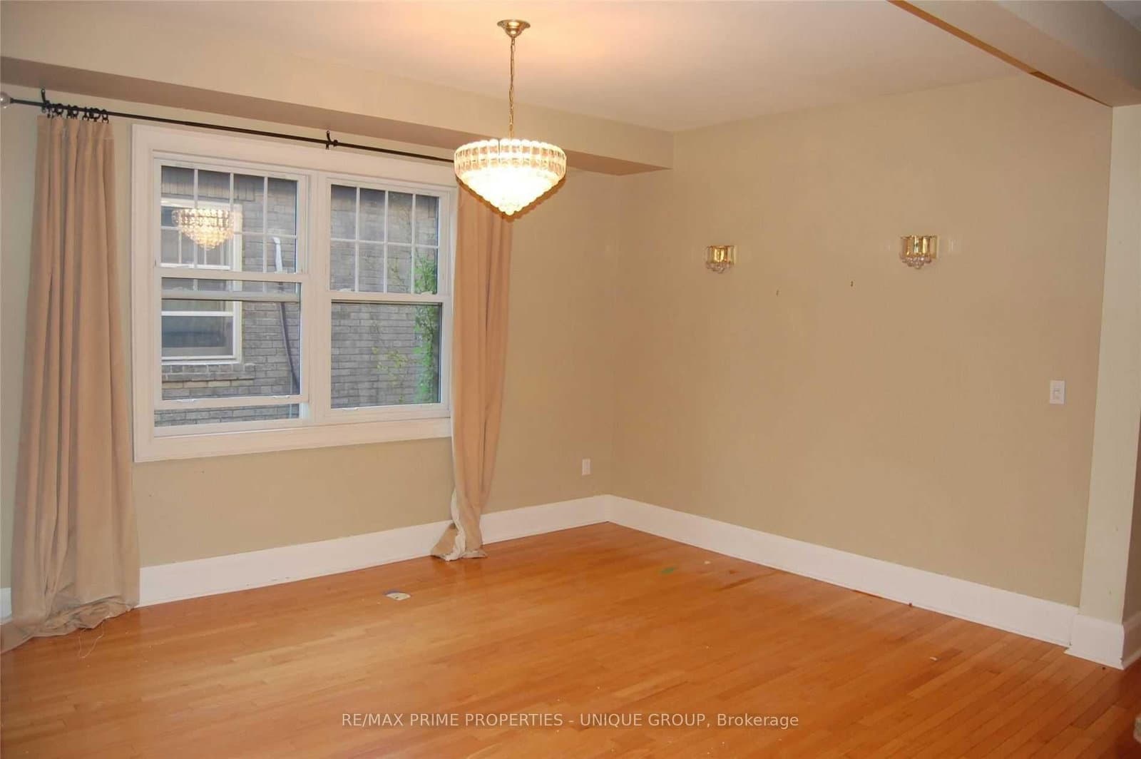 39 Whitehall Road, Unit Upper thumbnail 3