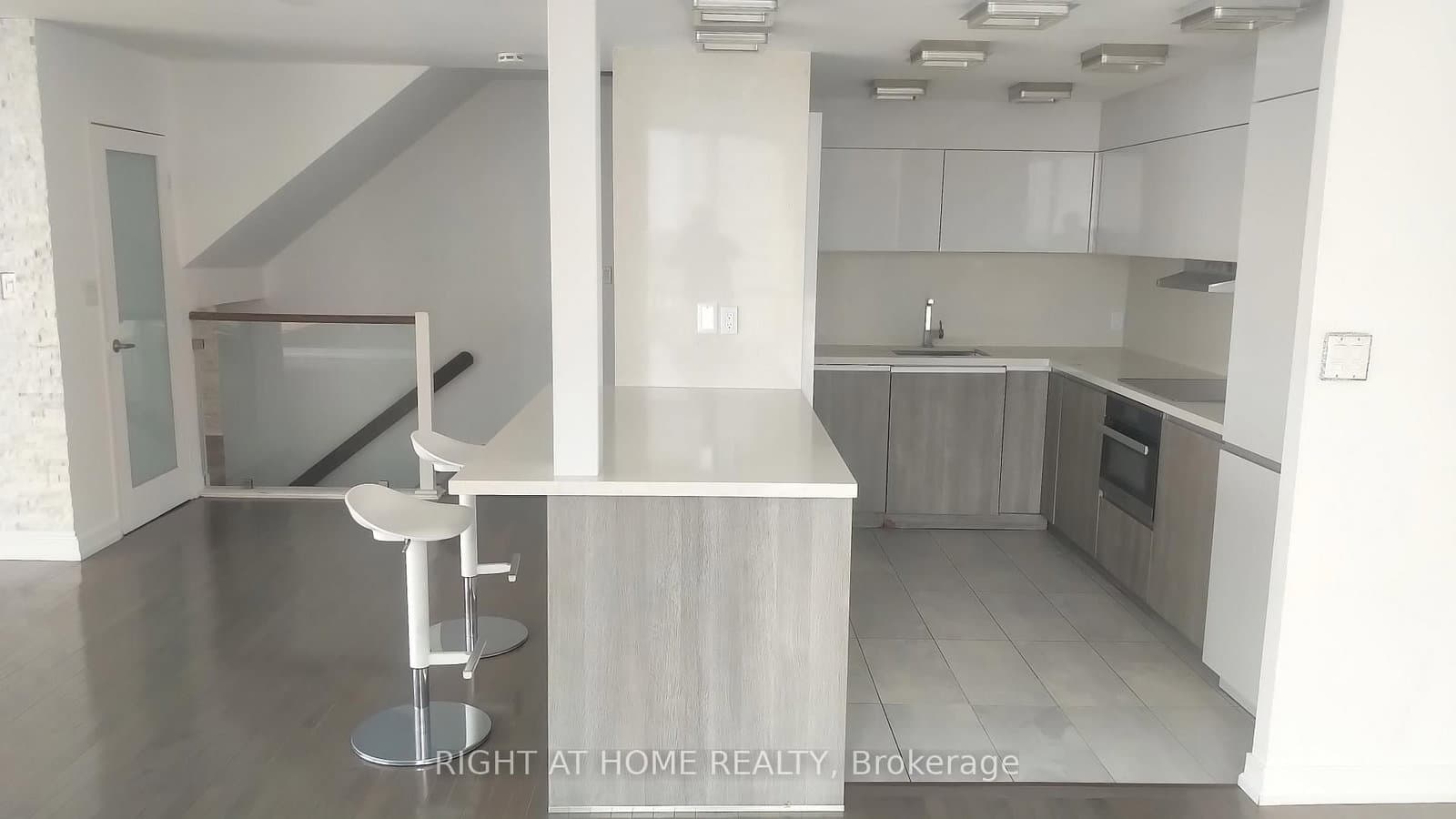33 Harbour Square, Unit 2803 thumbnail 7