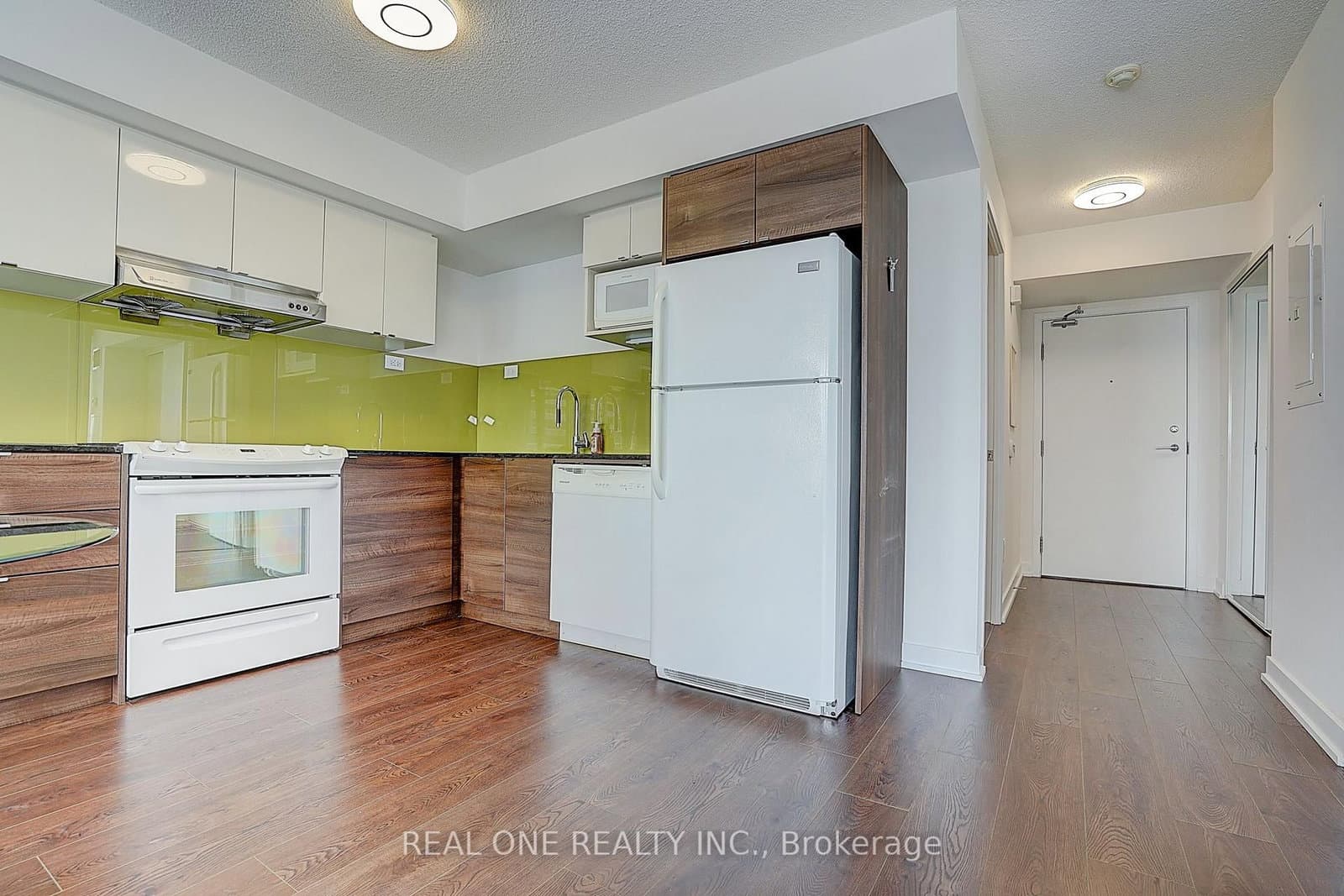 121 Mcmahon Drive, Unit 1501 thumbnail 11
