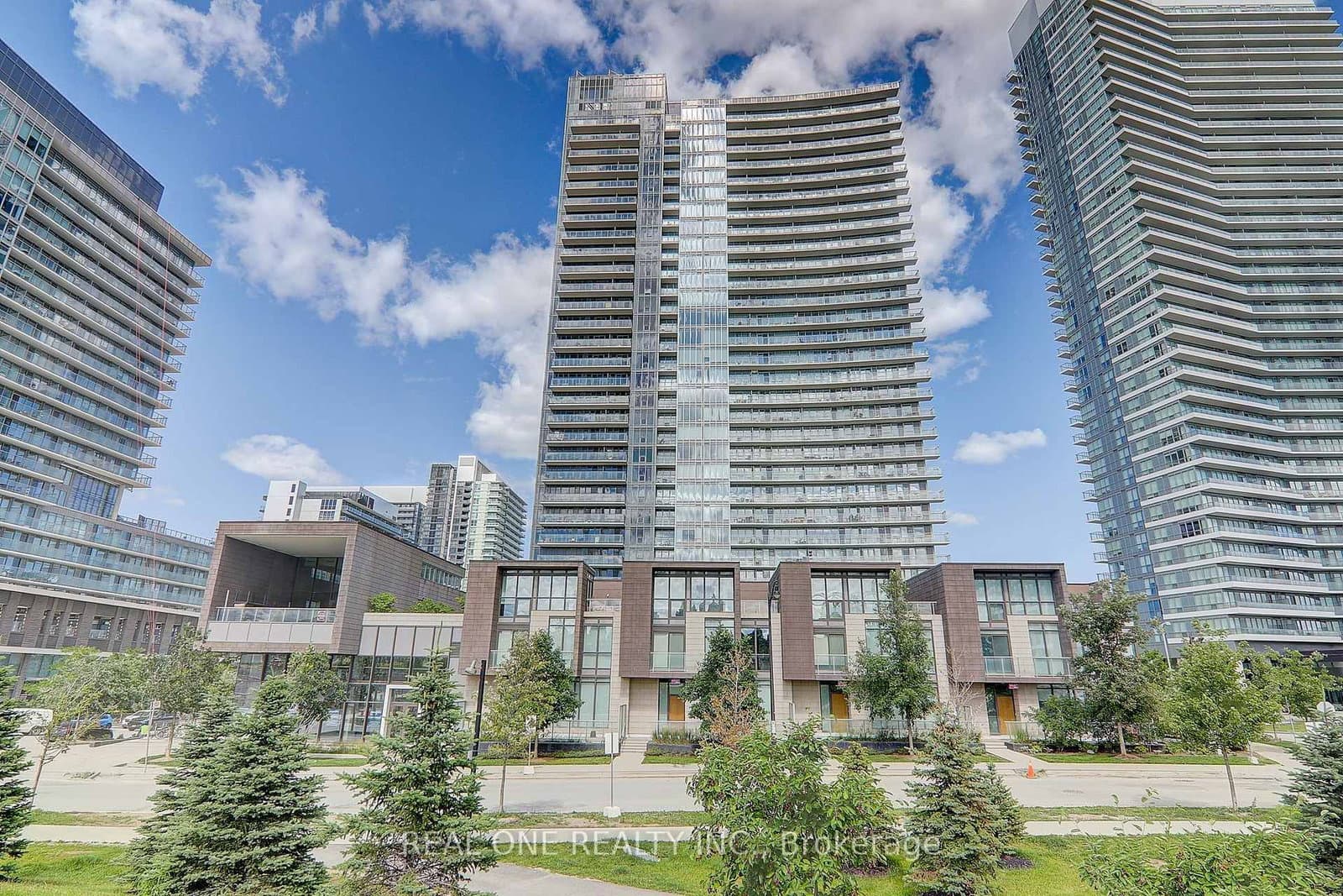 121 Mcmahon Drive, Unit 1501 thumbnail 2