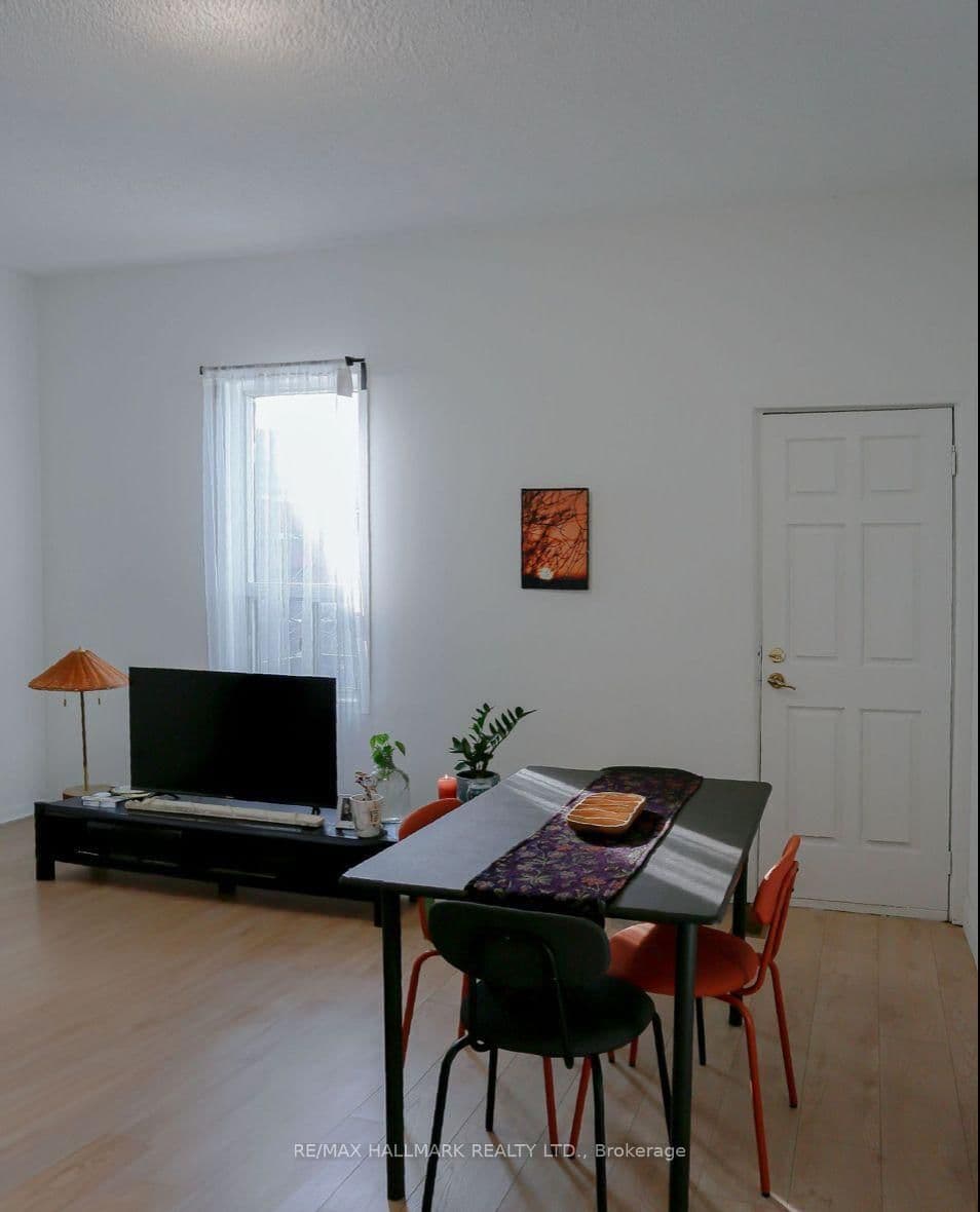 77 Northcote Avenue, Unit 2nd Floor thumbnail 2