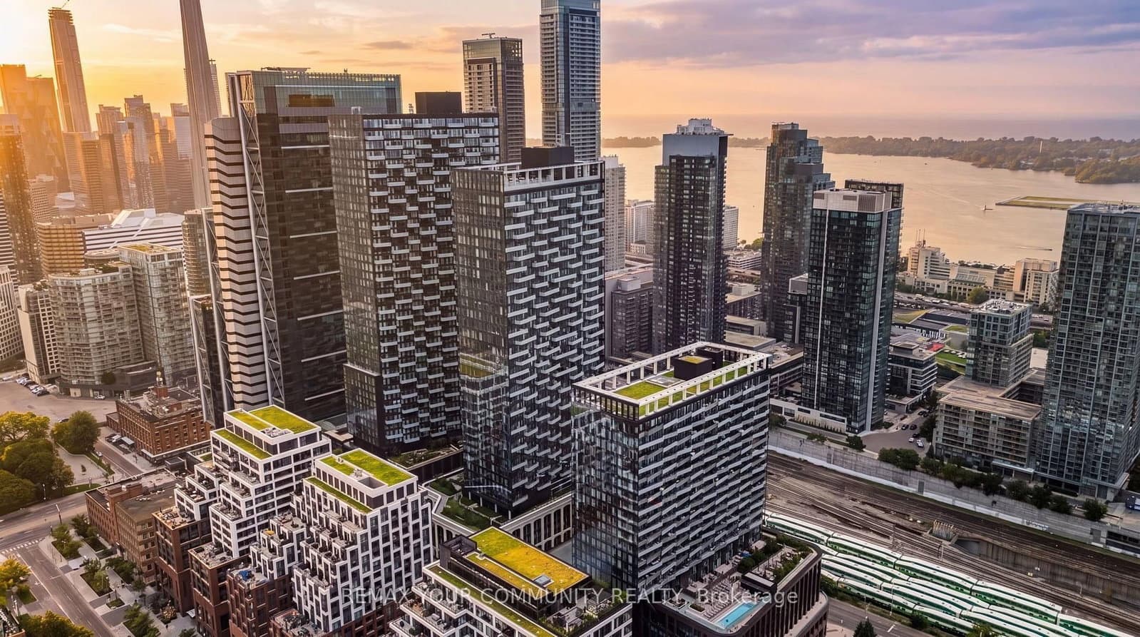 470 Front Street, Unit 2015 thumbnail 2