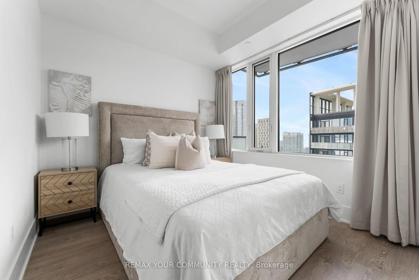470 Front Street, Unit 2015 thumbnail 20