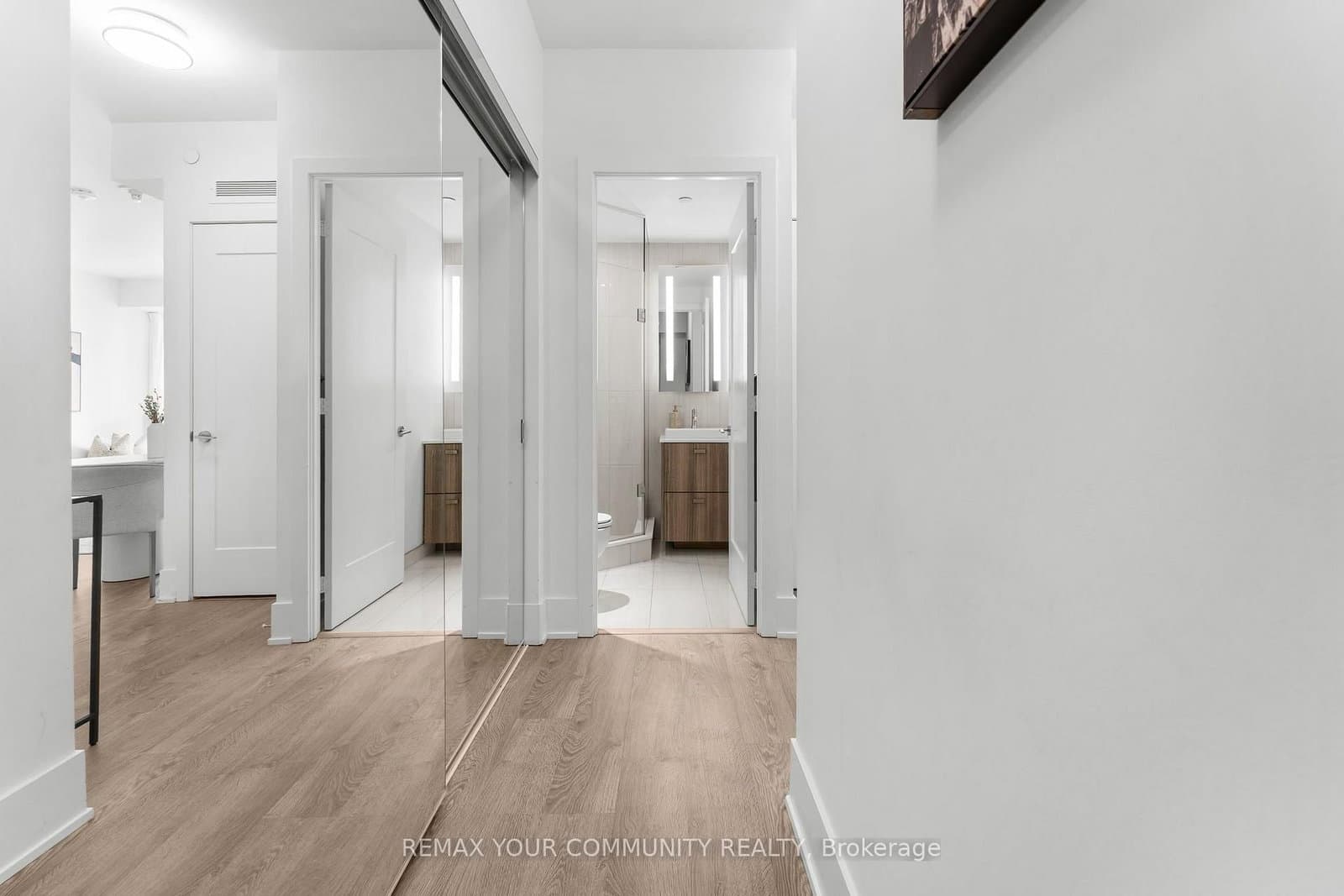 470 Front Street, Unit 2015 thumbnail 7