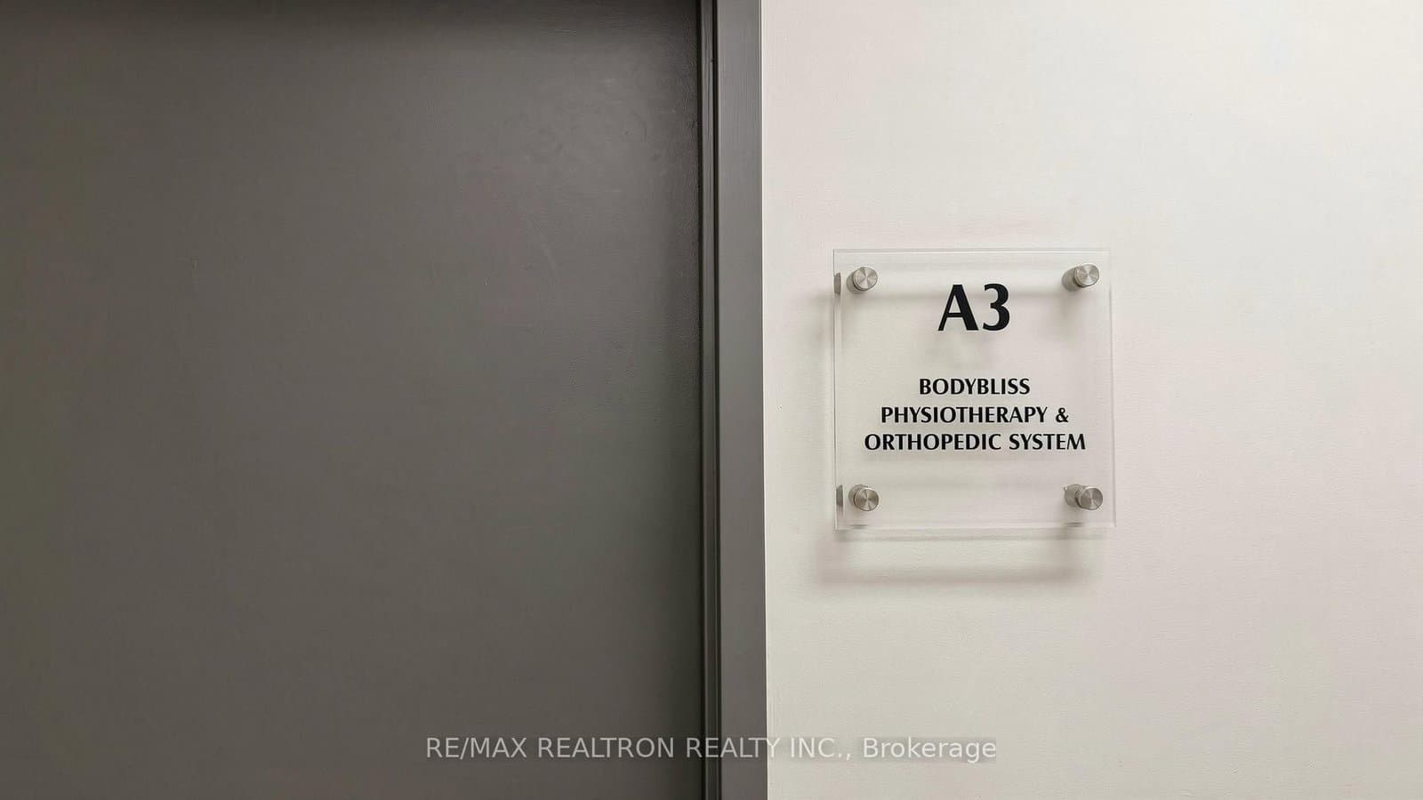 220 Duncan Mill Road, Unit A3 thumbnail 9
