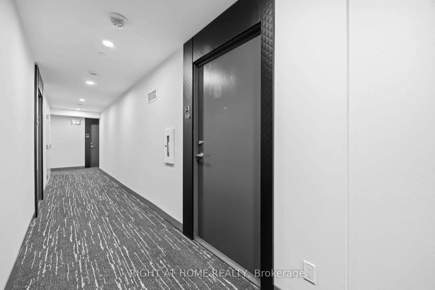 8 Wellesley Street E, Unit 5110 thumbnail 2
