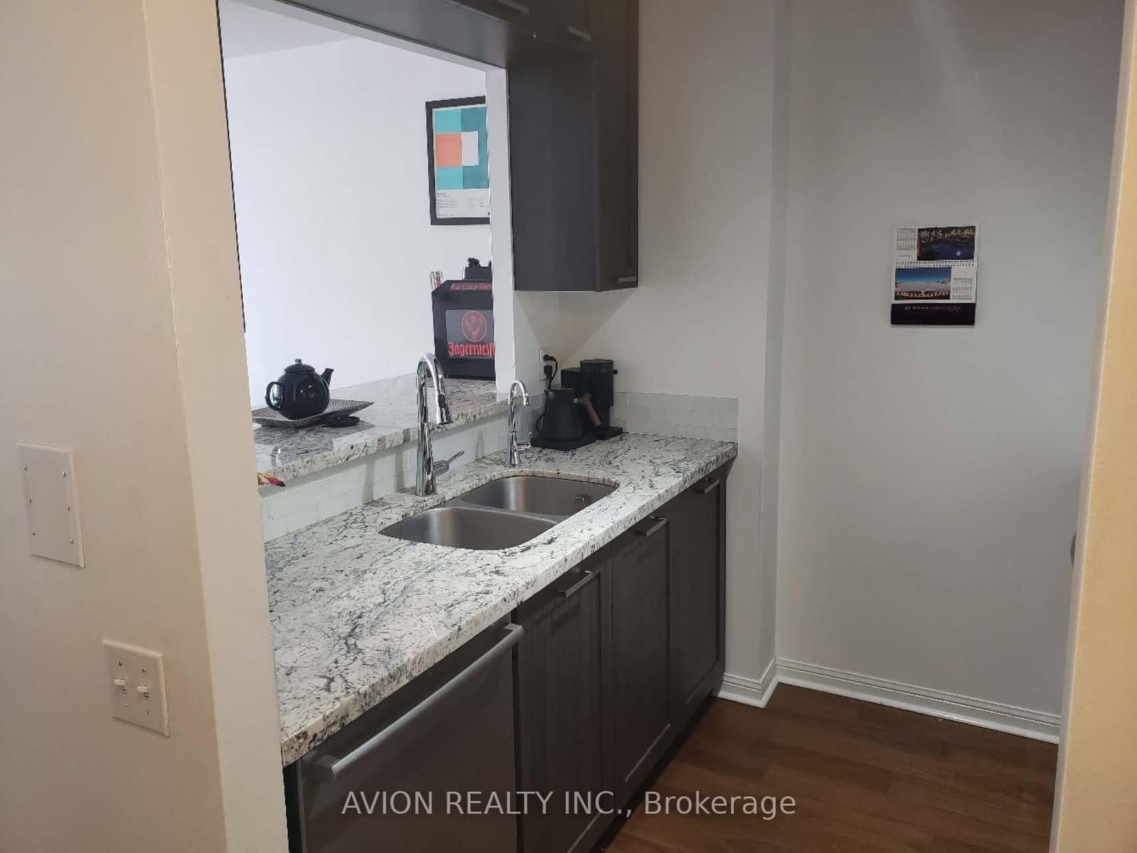 5 Rosehill Avenue, Unit 515 thumbnail 5