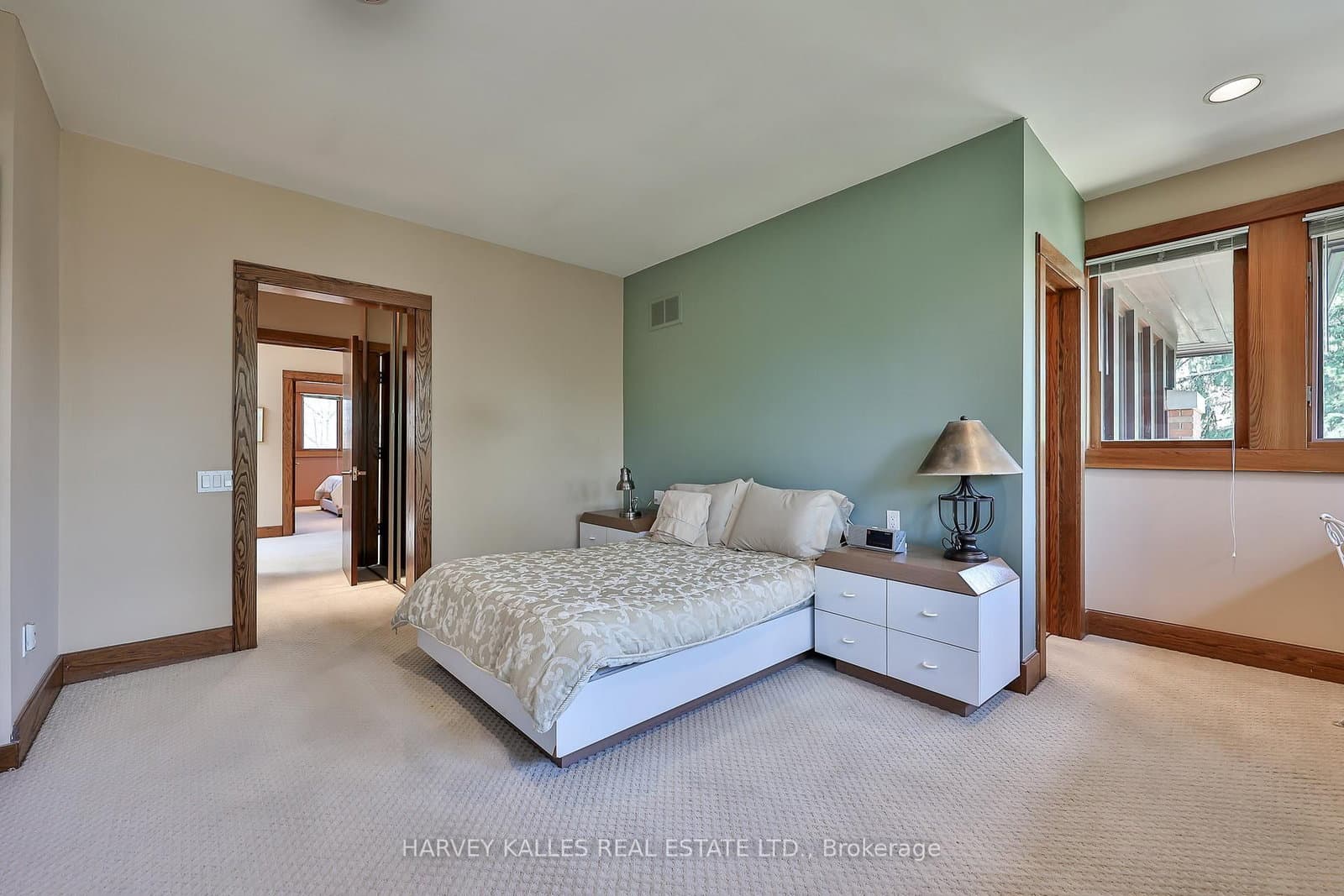 223 Hillhurst Boulevard thumbnail 22