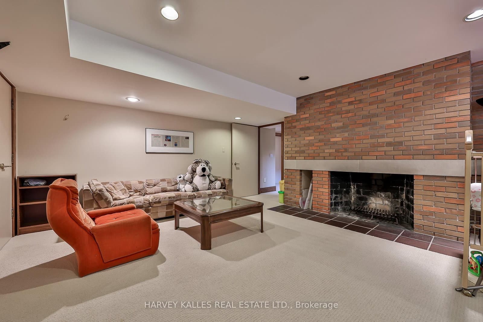 223 Hillhurst Boulevard thumbnail 30