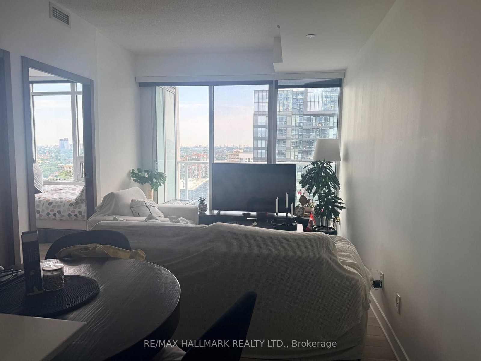 17 Bathurst Street, Unit 3206 thumbnail 5