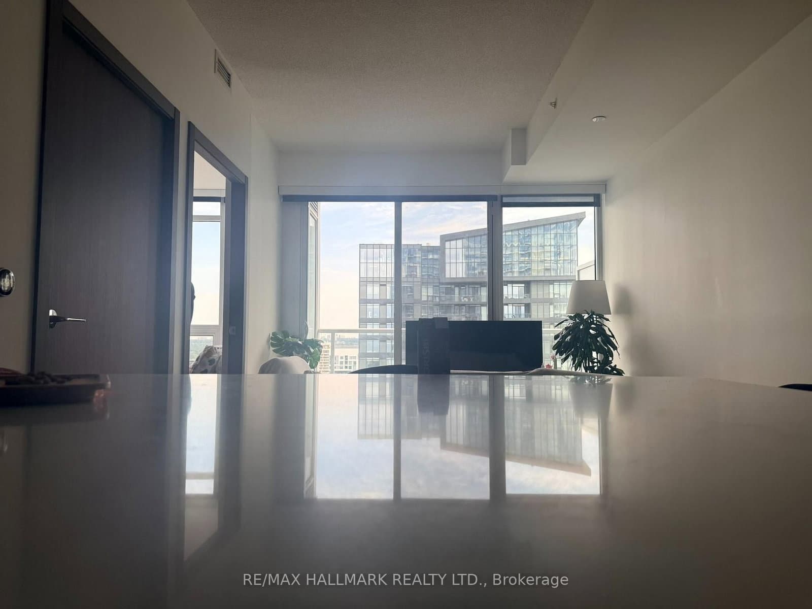 17 Bathurst Street, Unit 3206 thumbnail 6