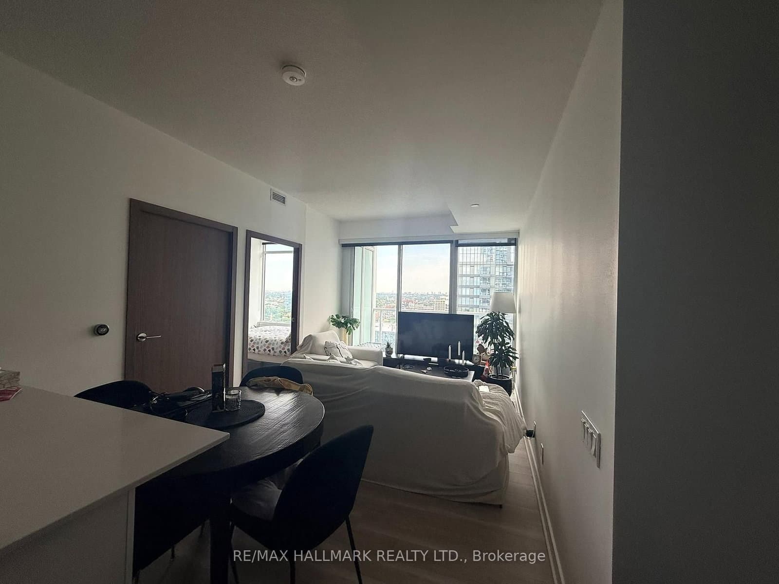 17 Bathurst Street, Unit 3206 thumbnail 8