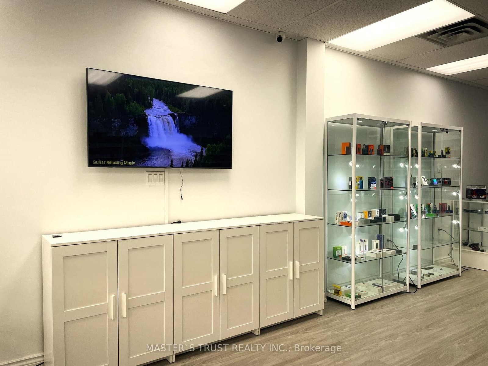 1871 O'Connor Drive, Unit 2 thumbnail 11