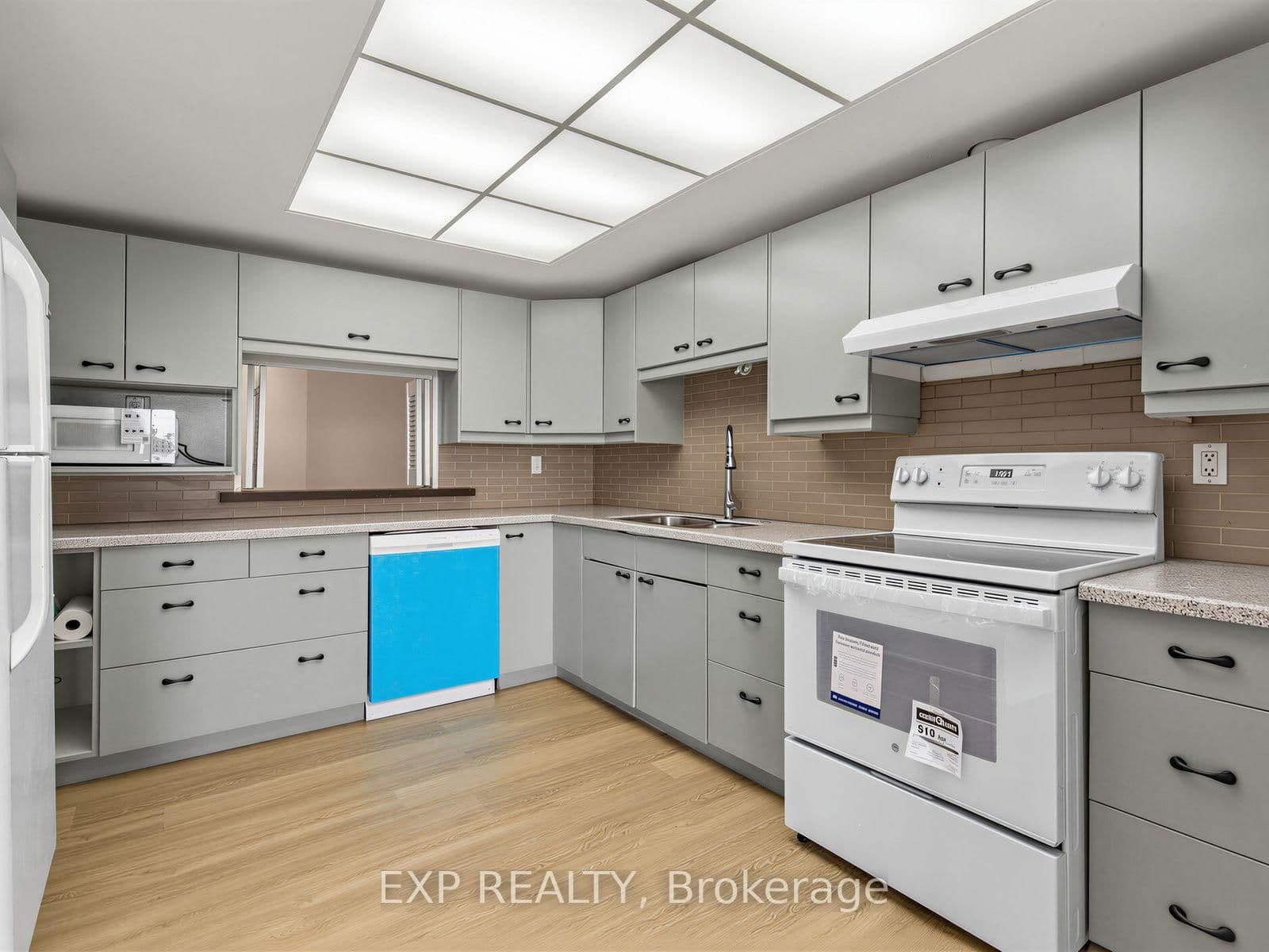 131 Beecroft Road, Unit 1902 thumbnail 20