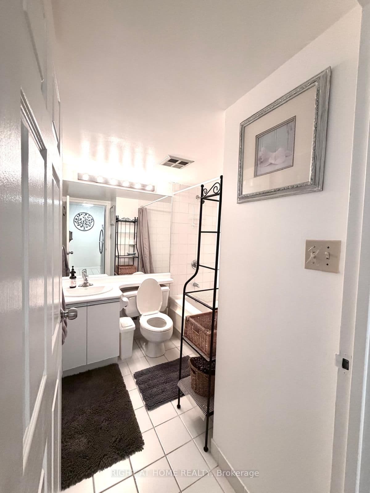10 Queens Quay W, Unit 1712 thumbnail 10