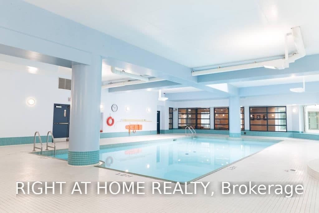 10 Queens Quay W, Unit 1712 thumbnail 14