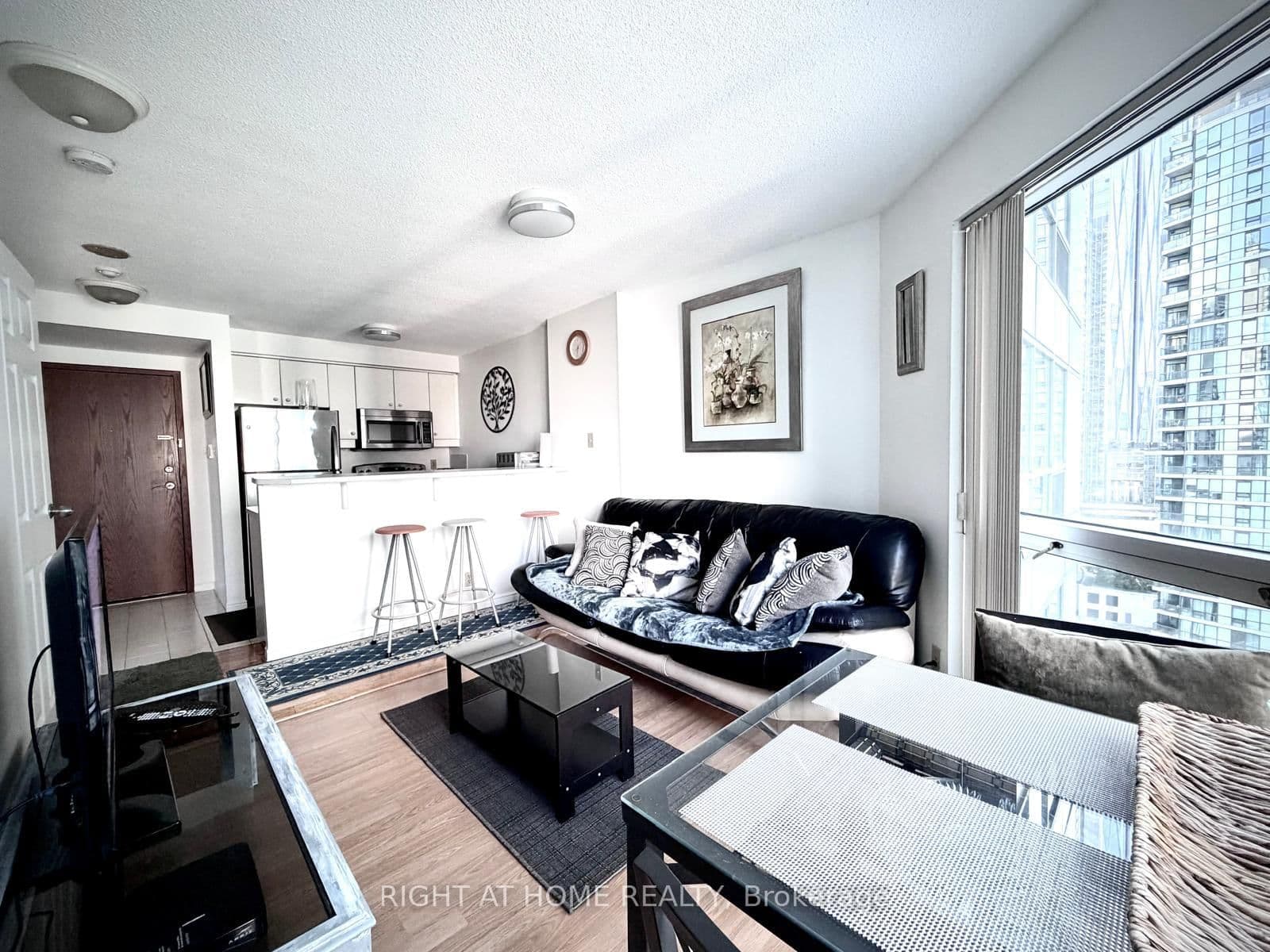 10 Queens Quay W, Unit 1712 thumbnail 33