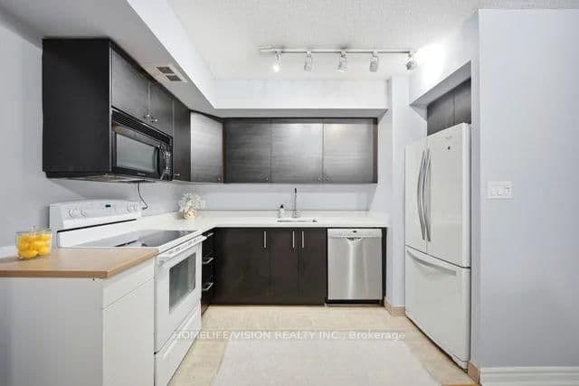 25 The Esplanade, Unit 706 thumbnail 15