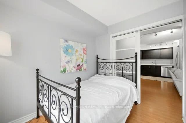 25 The Esplanade, Unit 706 thumbnail 20