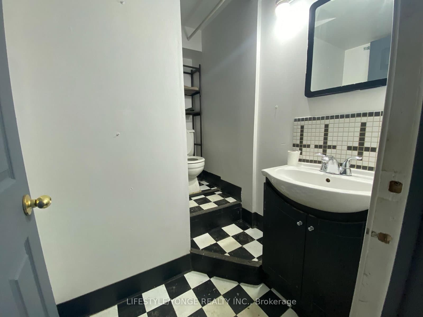 609 Queen Street W, Unit Lower level thumbnail 12