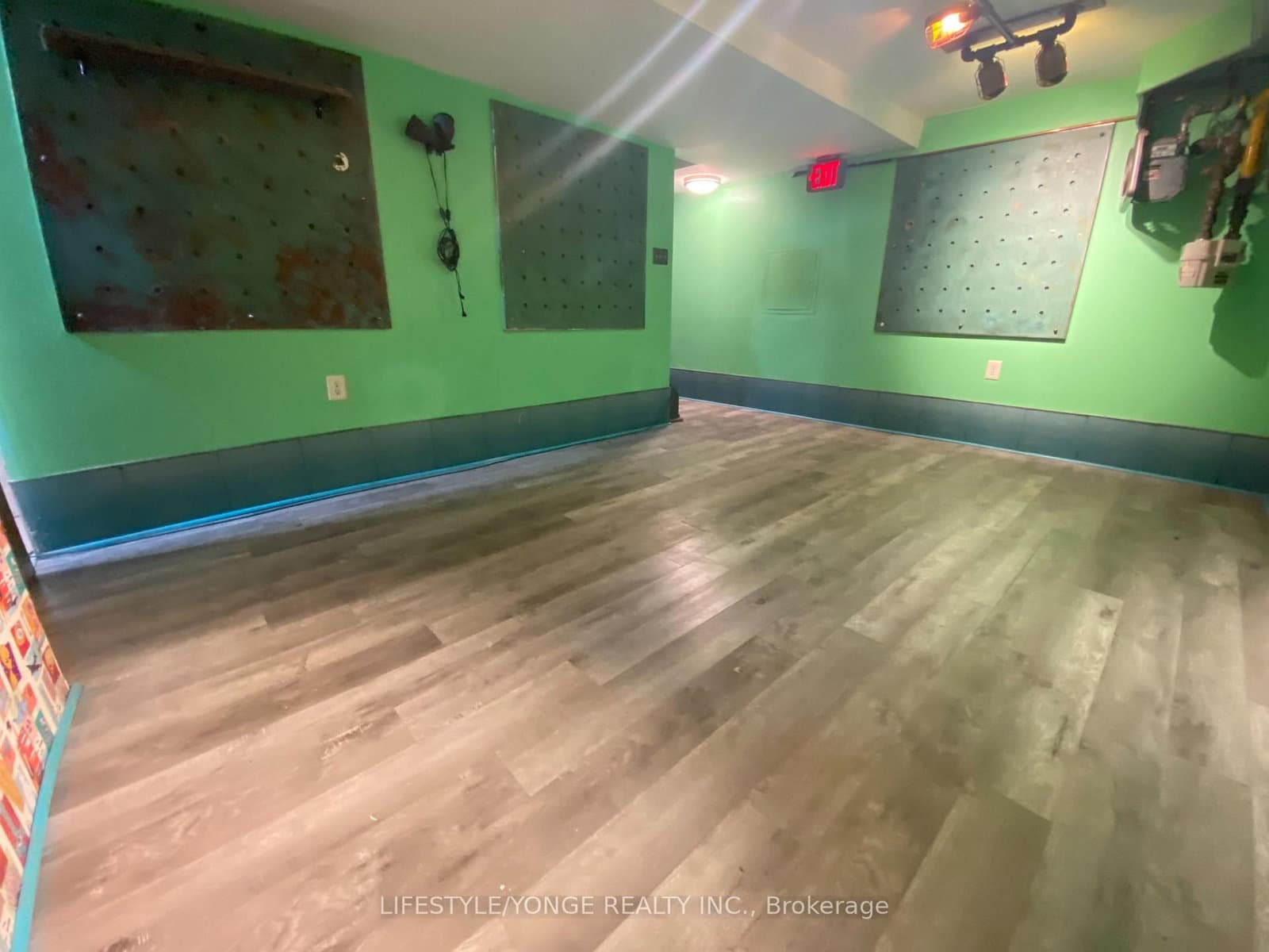 609 Queen Street W, Unit Lower level thumbnail 6