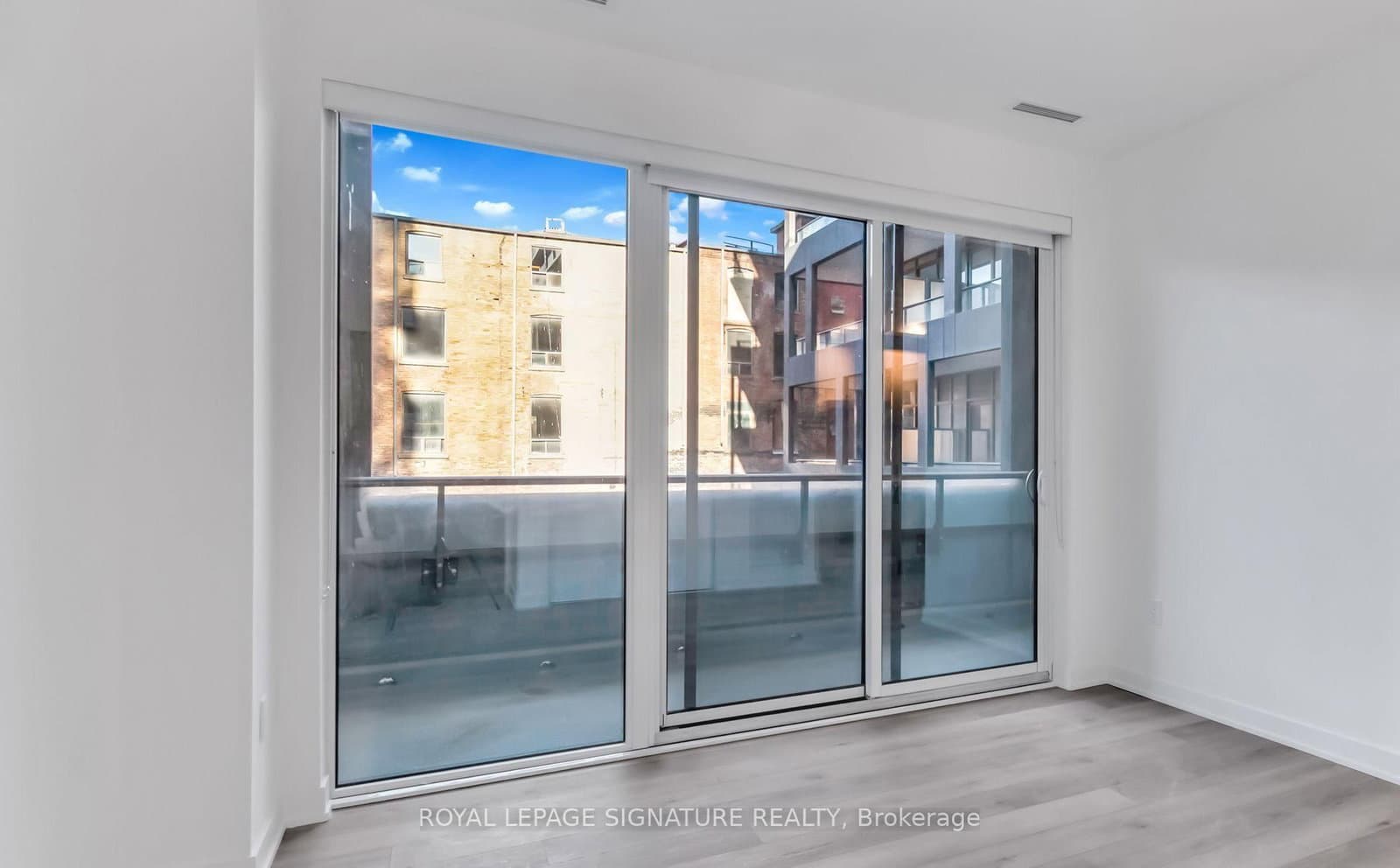 9 Tecumseth Street, Unit 503 thumbnail 4