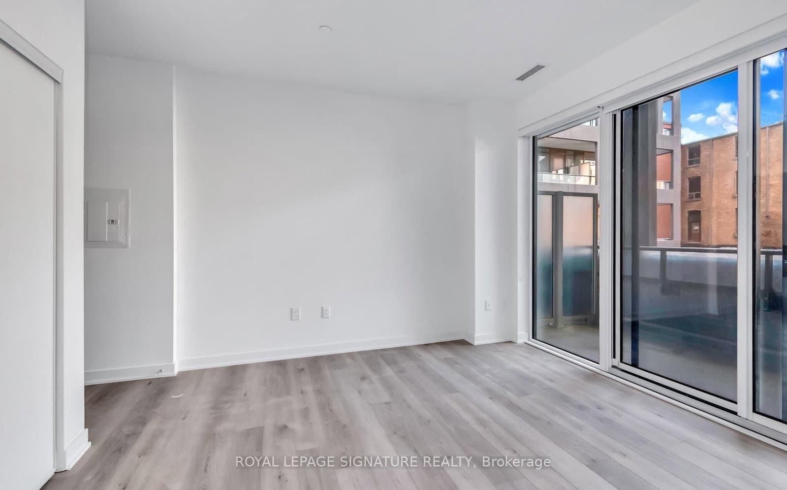 9 Tecumseth Street, Unit 503 thumbnail 9