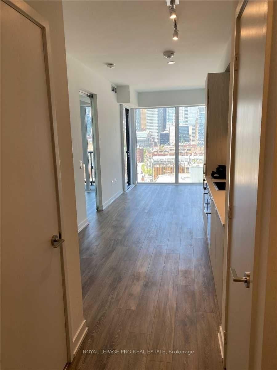 158 Front Street E, Unit 1403 thumbnail 4