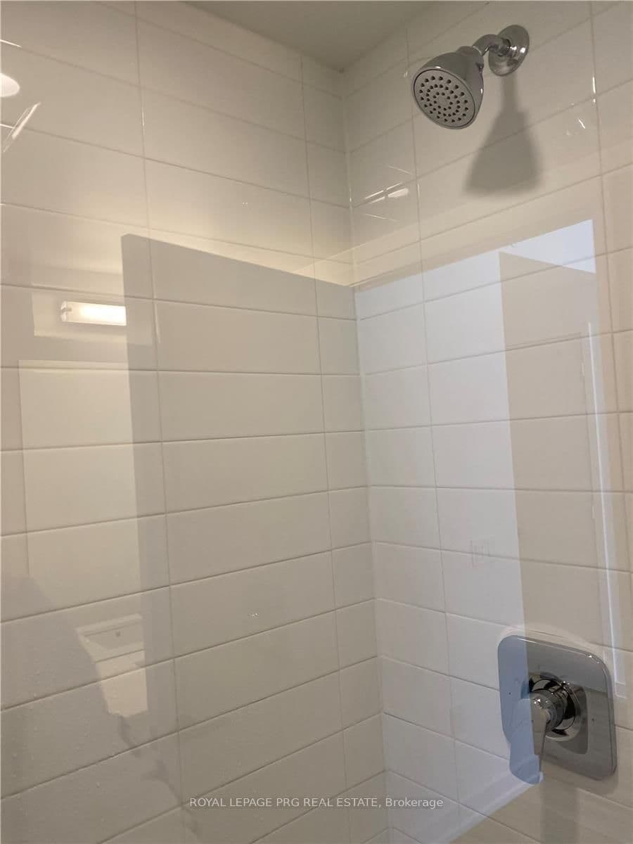 158 Front Street E, Unit 1403 thumbnail 9