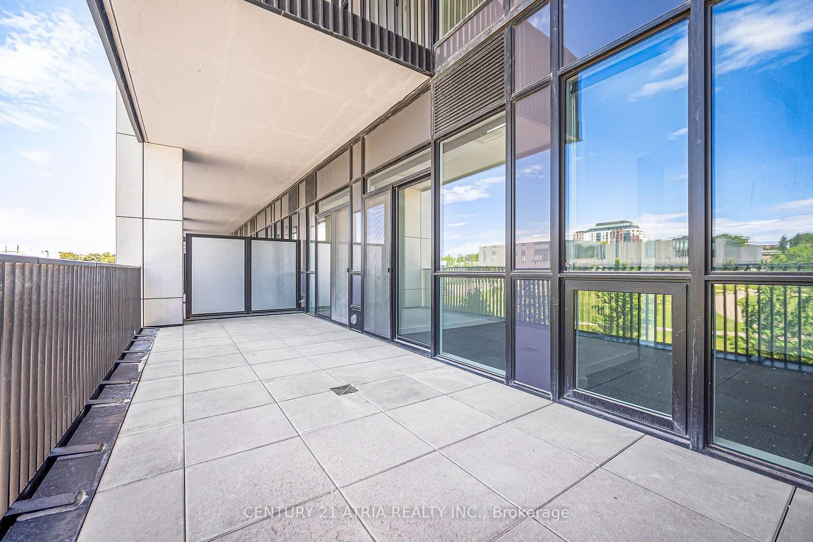 18 Esther Shiner Boulevard, Unit 210 thumbnail 22