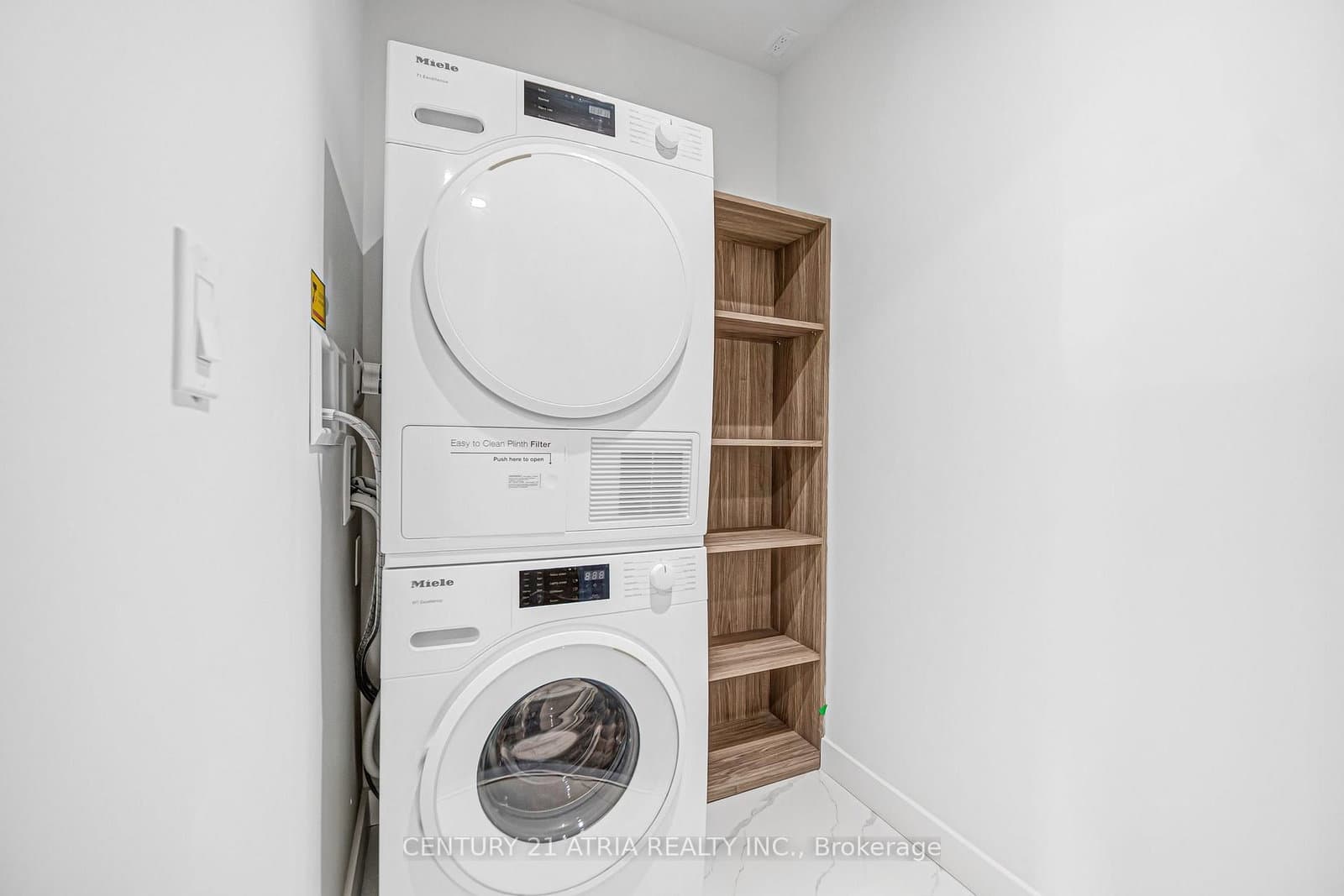 18 Esther Shiner Boulevard, Unit 210 thumbnail 4