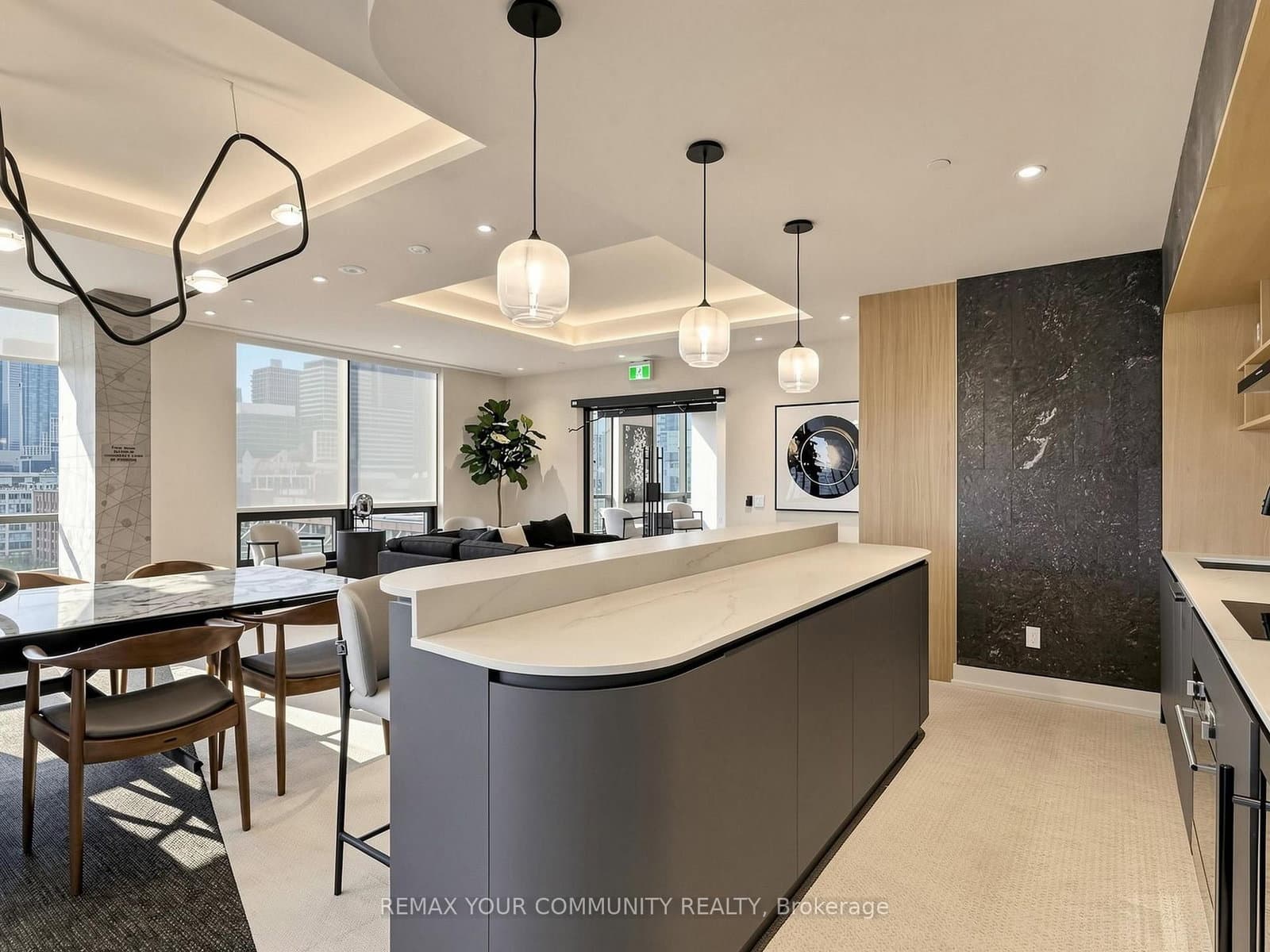 35 Parliament Street, Unit 2504 thumbnail 35