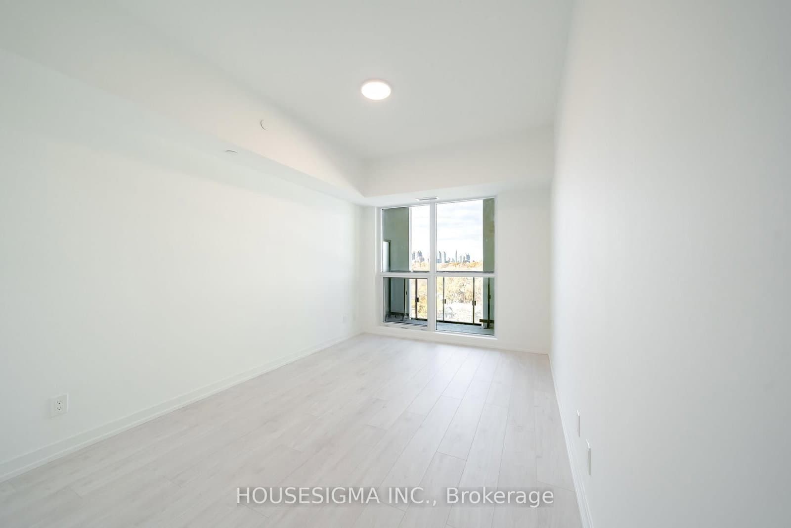 181 Sheppard Avenue E, Unit 703 thumbnail 11