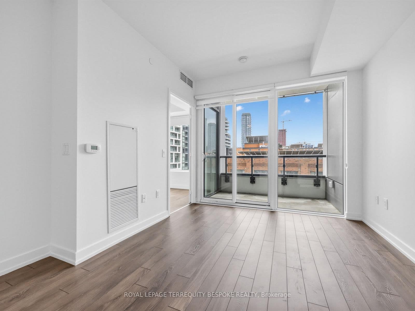 158 Front Street E, Unit 419 thumbnail 15
