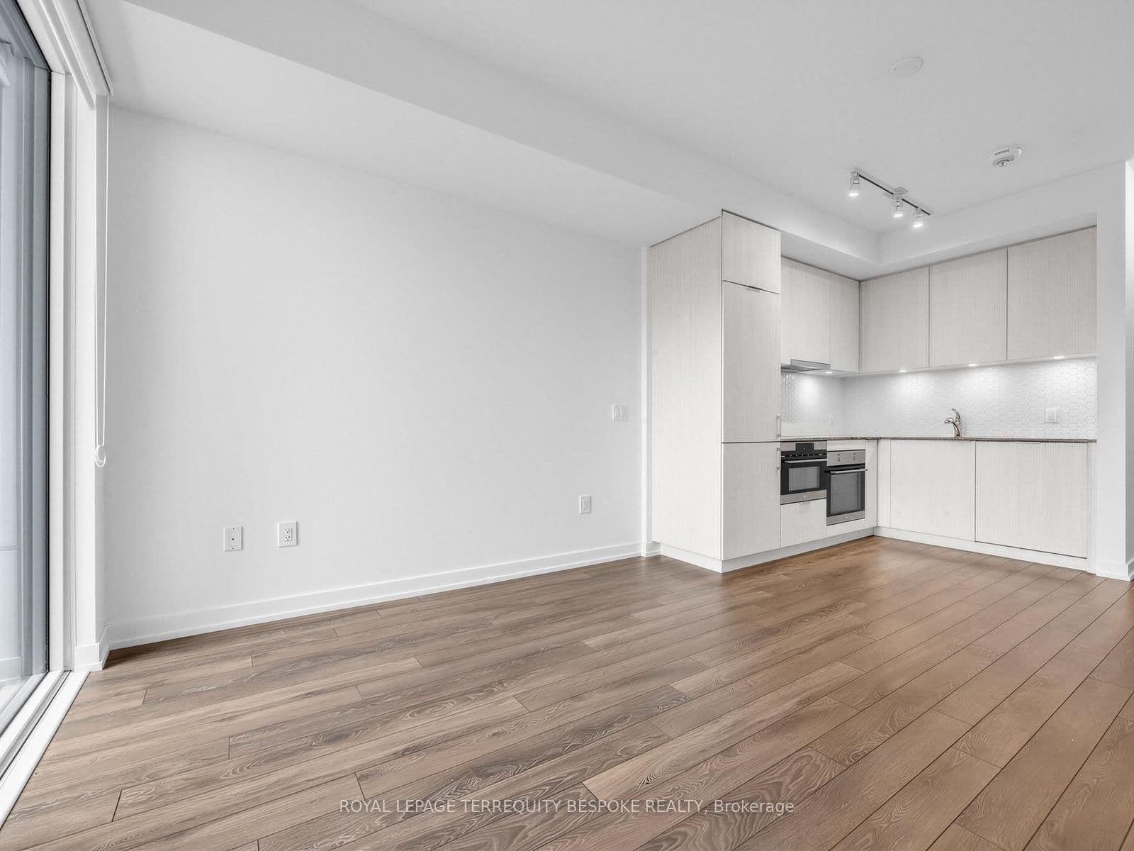 158 Front Street E, Unit 419 thumbnail 16