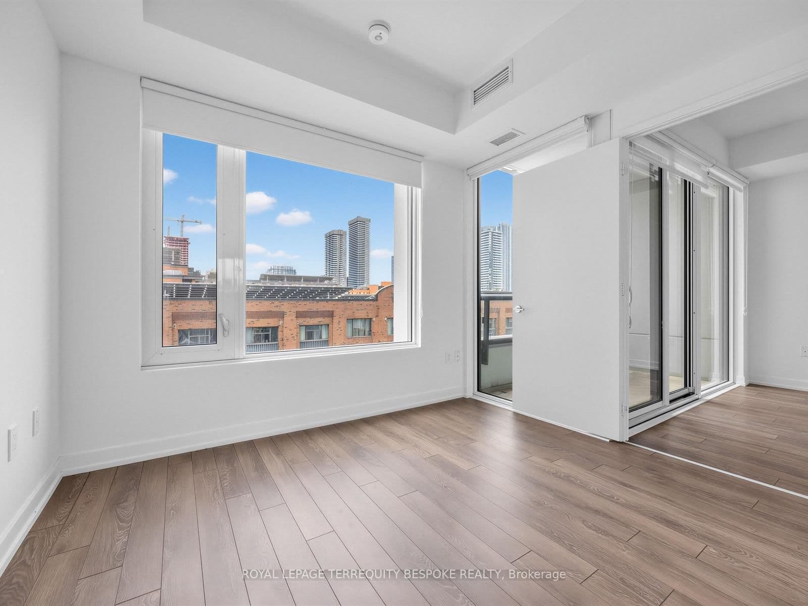 158 Front Street E, Unit 419 thumbnail 21